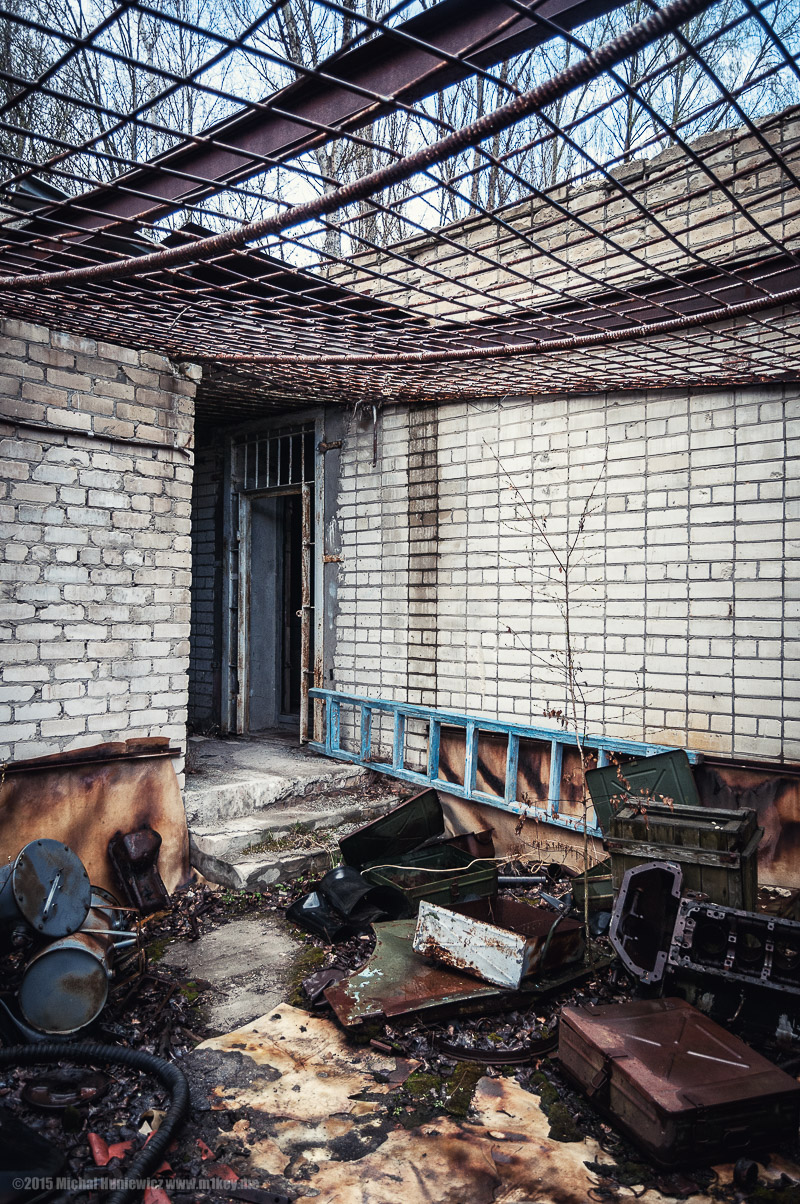 Arrest - Walking Area