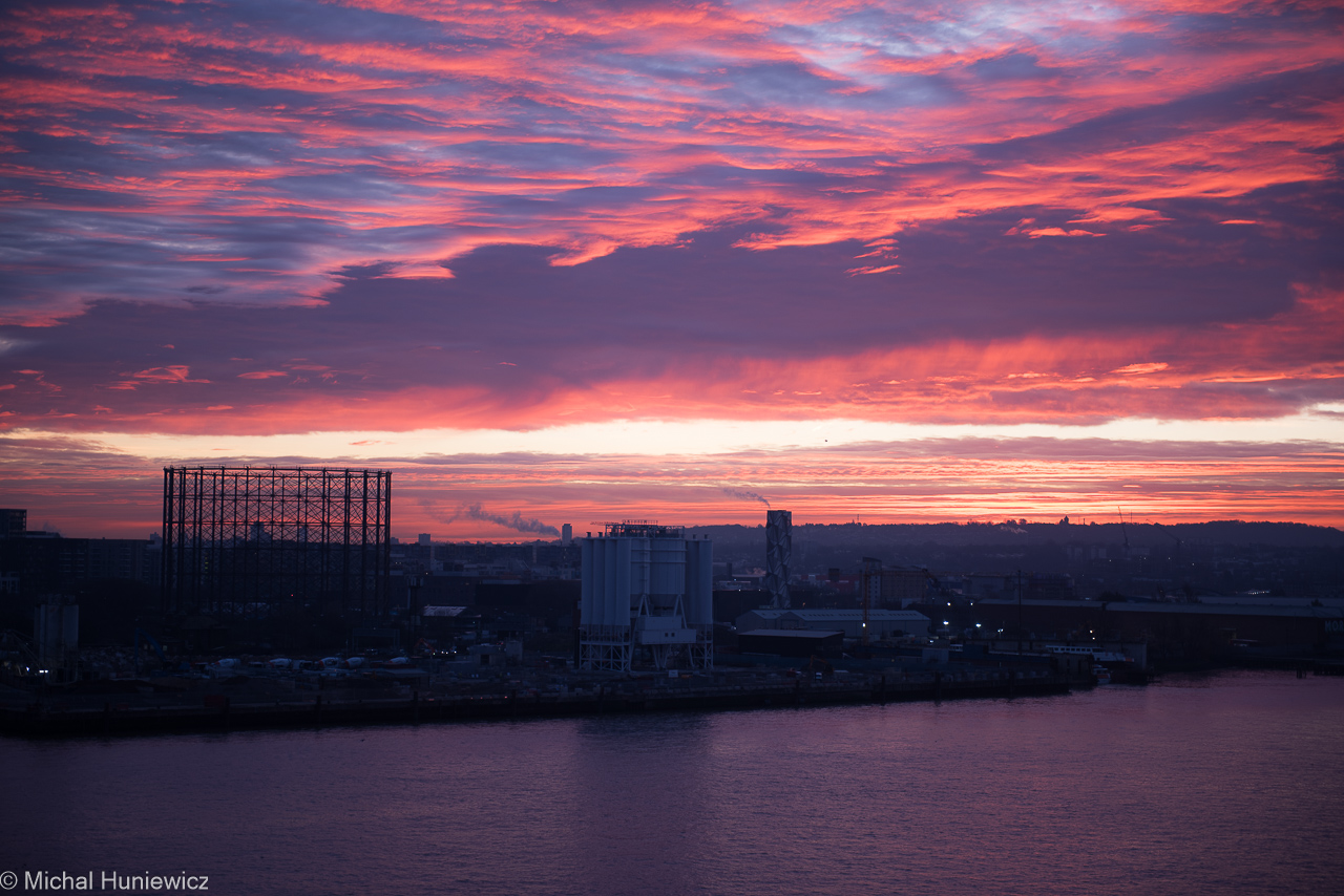 Sunrise on the Thames