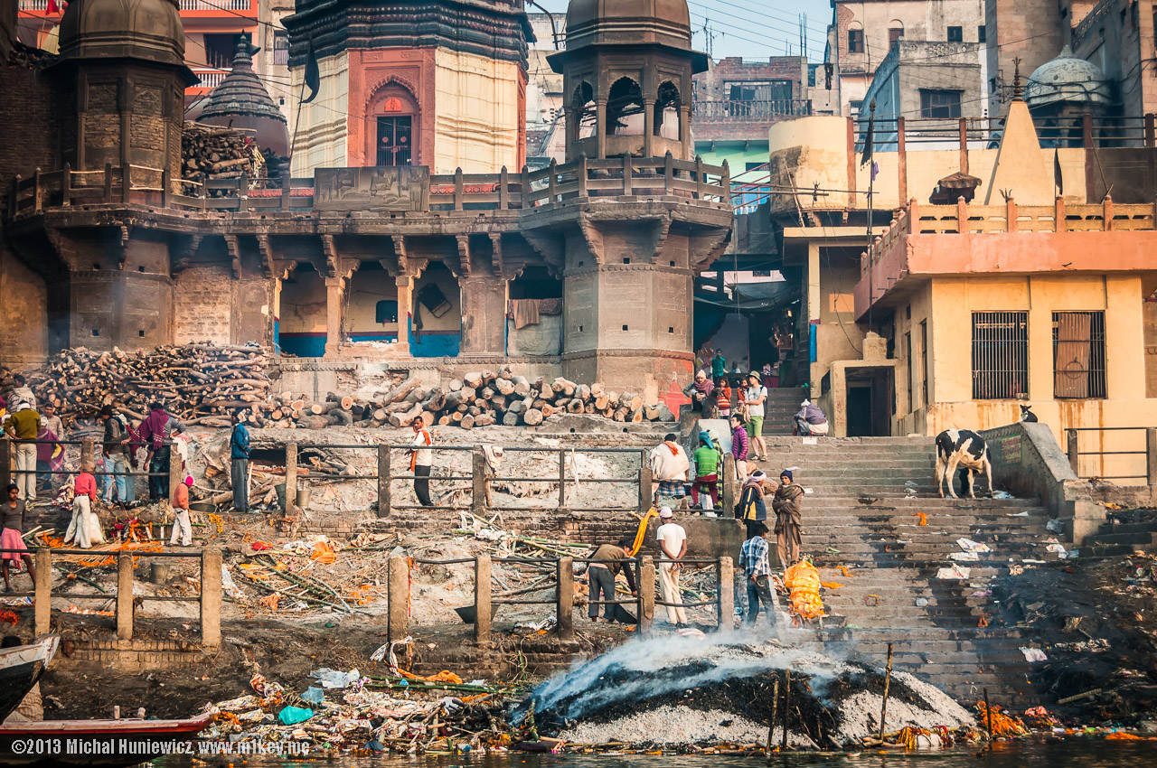 Manikarnika Ghat